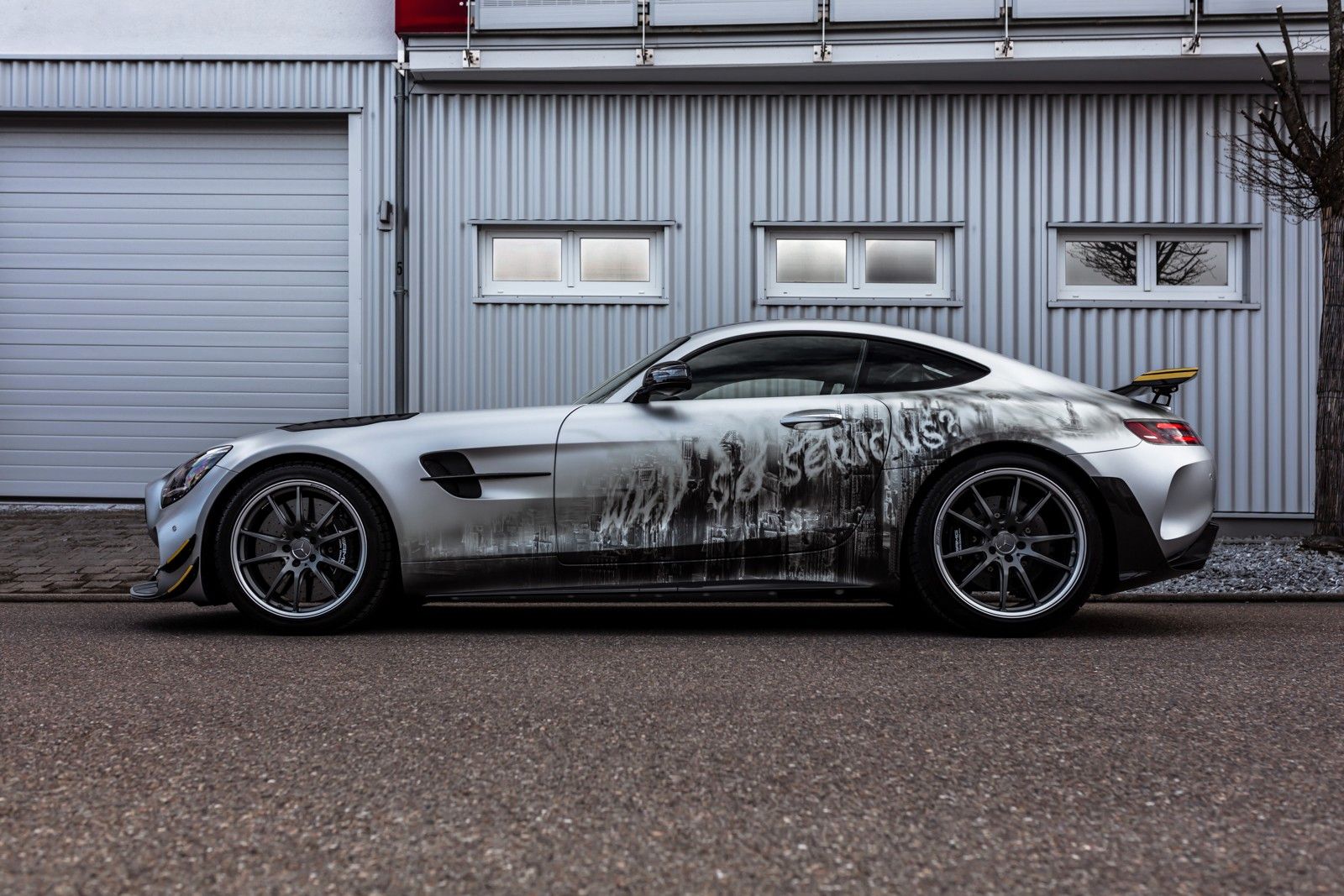 Offer image number 1