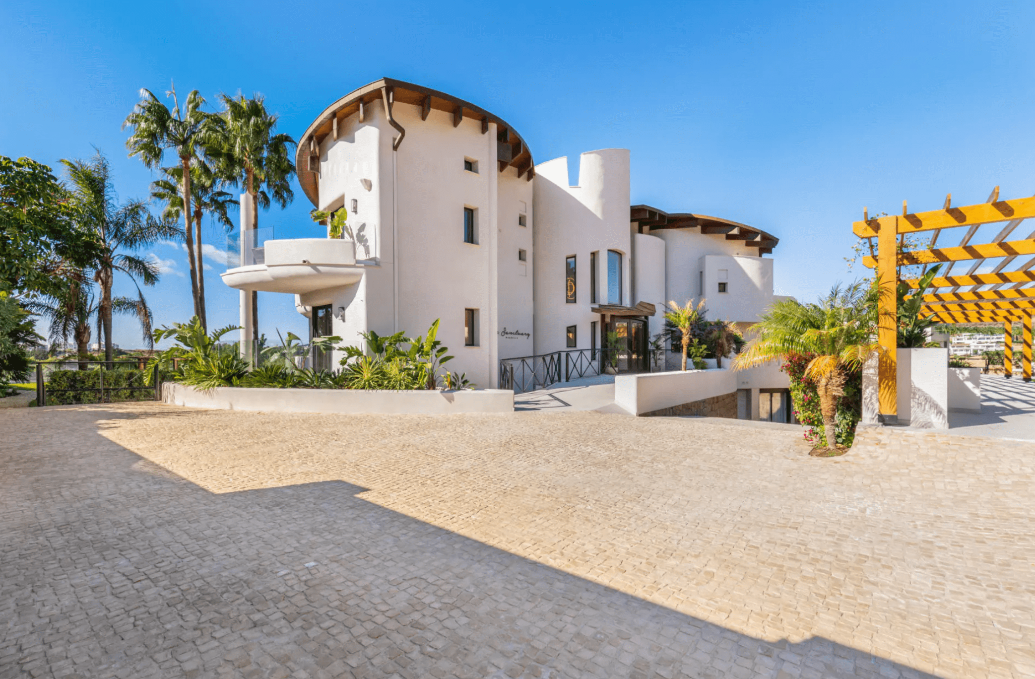 Offer image number 1